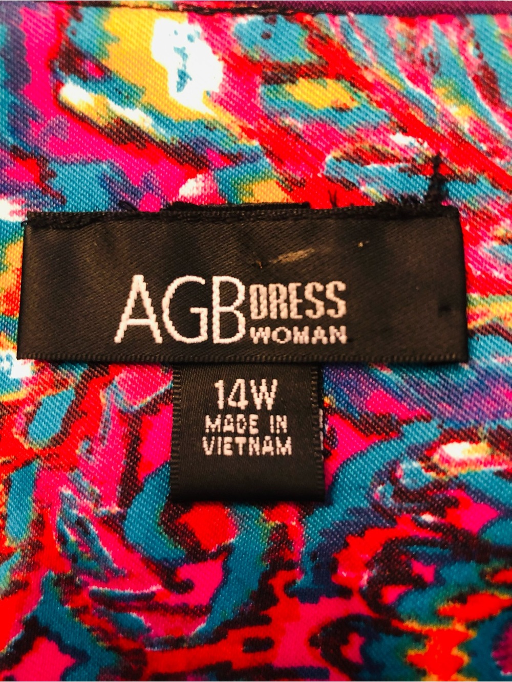 AGB Woman Kaleidoscopic Medallion Sheath Dress 14W EUC - Picture 3 of 14